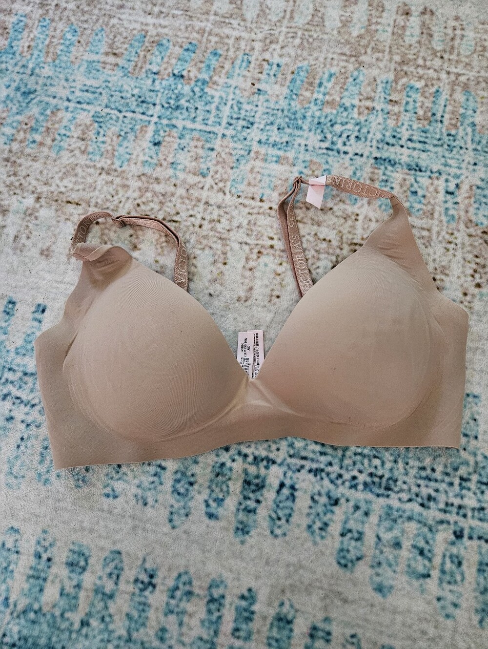 Victoria's Secret Nude Seamless T-Shirt Bra